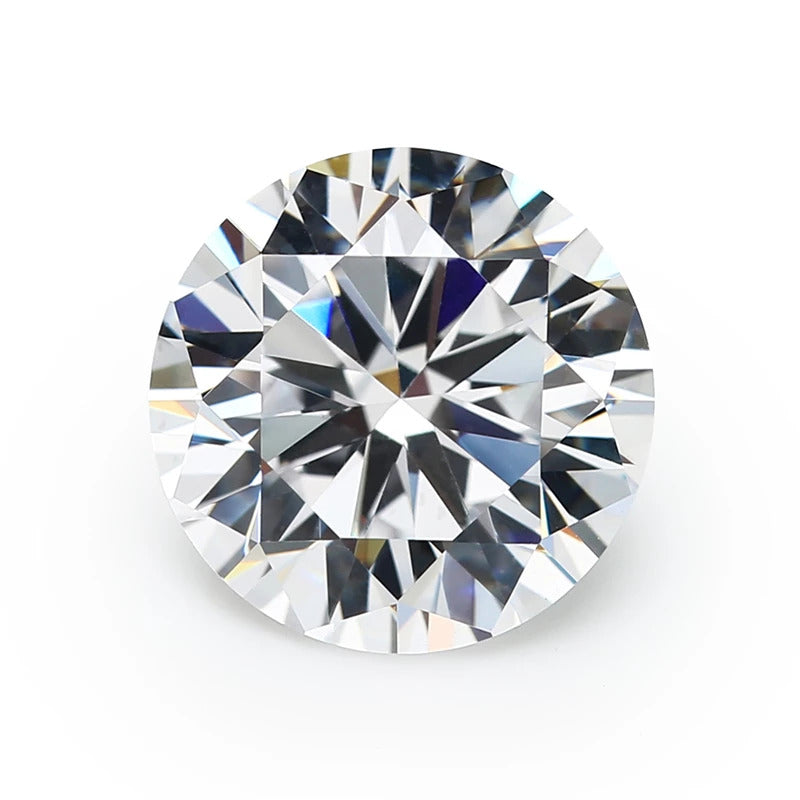 Moissanite round, white colour